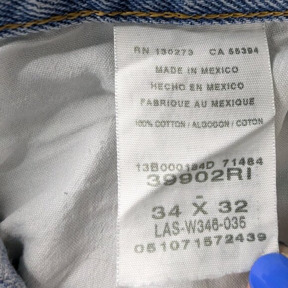 VTG Wrangler Light Wash Denim Distressed Straight Leg Faded Jeans - Picture 9 of 11